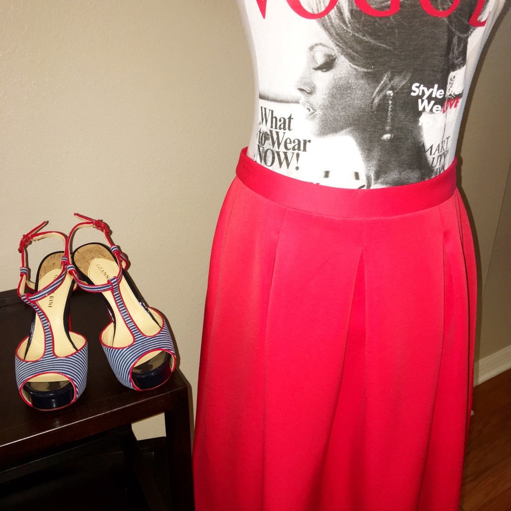 Bright Red Flare Skirt - Picture 2 of 3